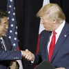 Thủ tướng Nhật Bản Shinzo Abe và Tổng thống Mỹ Donald Trump tại một cuộc gặp. (Nguồn: Kyodo)
