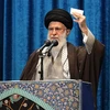 Đại giáo chủ Iran Ali Khamenei chủ trì lễ cầu nguyện thứ Sáu tại thủ đô Tehran. (Ảnh: AFP/TTXVN|)