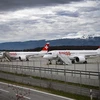 Máy bay của Hãng hàng không quốc tế Thụy Sĩ SWISS International Air Lines tại sân bay Geneva, Thụy Sĩ. (Ảnh: AFP/TTXVN)