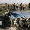 Mảnh vỡ của máy bay chở khách thuộc Hãng hàng không quốc tế Ukraine bị rơi gần thủ đô Tehran của Iran ngày 8/1/2020. (Ảnh: IRNA/TTXVN)