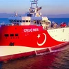 Tàu thăm dò địa chất Oruc Reis của Thổ Nhĩ Kỳ tại khu vực ngoài khơi thành phố Antalya. (Ảnh: AFP/TTXVN)