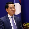 Bộ trưởng Ngoại giao Lào Saleumsay Kommasith trả lời phỏng vấn. (Ảnh: Thu Phương/TTXVN)