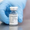 Vắcxin ngừa COVID-19 do hãng dược phẩm AstraZeneca của Anh cùng với Đại học Oxford phát triển. (Ảnh: AFP/TTXVN)