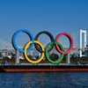 Biểu tượng của Olympic Tokyo tại Tokyo, Nhật Bản. (Ảnh: AFP/TTXVN)