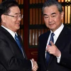 Ngoại trưởng Chung Eui-yong (trái) và Bộ trưởng Vương Nghị trong cuộc gặp năm 2018. (Nguồn: Reuters)