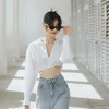 Combo sơmi, quần jeans phủ sóng thời trang đường phố của dàn sao Việt
