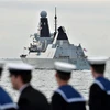 Nga công bố video ghi khoảnh khắc bắn cảnh cáo tàu khu trục của Anh