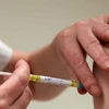 Thử nghiệm giai đoạn cuối vaccine do công ty Anh-Hàn Quốc phát triển