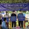 TP. HCM trao tặng 1,5 tỷ đồng hỗ trợ người Campuchia gốc Việt