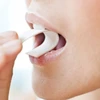 Kẹo cao su “bẫy” virus - Vũ khí tiềm năng chống dịch COVID-19