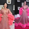 Khoảnh khắc thời trang thảm đỏ ấn tượng nhất lễ trao giải Grammy 2022