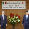 Bộ trưởng Quốc phòng Italy Lorenzo Guerini và người đồng cấp Nhật Bản Nobuo Kishi. (Nguồn: Kyodo)