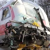 Slovakia: Đầu máy xe lửa đâm vào một đoàn tàu, nhiều người bị thương