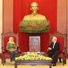 Tổng thống Singapore kết thúc chuyến thăm cấp Nhà nước tới Việt Nam