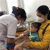 Quảng Ngãi: Trẻ mắc bệnh hô hấp tăng cao, bệnh viện quá tải
