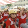 Tặng 620.000 mũ bảo hiểm cho học sinh tiểu học năm học 2022-2023