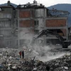 Đứng lên từ đống đổ nát sau trận động đất tại Thổ Nhĩ Kỳ và Syria