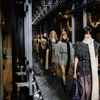 Louis Vuitton Thu Đông: Vẻ đẹp đầy mê hoặc, bí ấn của phong cách Pháp