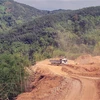 Đắk Nông: Nhà thầu thi công trên phần đất chưa hoàn thành đền bù