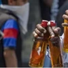 Iran: Ngộ độc rượu giả khiến 17 người tử vong, gần 200 người cấp cứu