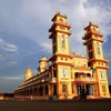 Khám phá kiệt tác kiến trúc tôn giáo trên vùng “đất Thánh” Tây Ninh