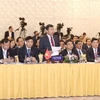 Đoàn đại biểu Việt Nam dự Phiên toàn thể thứ nhất Hội nghị Cấp cao Quốc hội ba nước Campuchia-Lào-Việt Nam (CLV) lần thứ nhất. (Ảnh: Doãn Tấn/TTXVN)