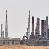 Một sơ sở lọc dầu tại al-Khurj, Saudi Arabia. (Ảnh: AFP/TTXVN)