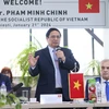 Thủ tướng Phạm Minh Chính phát biểu tại cuộc gặp lãnh đạo tỉnh và Phòng Thương mại và Công nghiệp tỉnh Prahova. (Ảnh: Dương Giang/TTXVN)