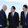 Tổng thống Mỹ Joe Biden, Tổng thống Hàn Quốc Yoon Suk Yeol và Thủ tướng Nhật Bản Fumio Kishida tại cuộc gặp bên lề Hội nghị thượng đỉnh G7 năm 2023. (Ảnh: AFP/TTXVN)