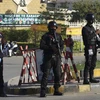 Cảnh sát gác tại Karachi, Pakistan. (Ảnh: AFP/ TTXVN)