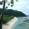 Một góc bãi biển của Vườn quốc gia Côn Đảo. (Ảnh: Huỳnh Sơn/TTXVN)