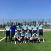 Đội bóng FC Đại sứ quán đại diện cho các cơ quan đại diện Việt Nam tại Anh lần đầu tiên tham dự giải bóng đá cộng đồng người Việt. (Ảnh: TTXVN phát)