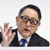 Chủ tịch Tập đoàn Toyota Motor Corp Akio Toyoda trong cuộc họp báo xin lỗi người tiêu dùng và các bên liên quan trong vụ gian lận giấy chứng nhận đối với 7 mẫu xe của hãng, tại Tokyo ngày 3/6. (Ảnh: Kyodo/TTXVN)