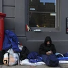 Người vô gia cư trên đường phố ở Windsor, phía tây thủ đô London, Anh. (Ảnh: AFP/ TTXVN)