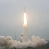 Một vụ phóng vệ tinh của Trung Quốc. (Ảnh: THX/TTXVN)