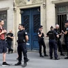 Cảnh sát được tăng cường ở các khu vực sẽ diễn ra Thế vận hội Olympic Paris 2024. (Ảnh: Thu Hà/TTXVN)