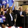 Ông Biden và bà Harris tại thành phố Pittsburg. (Ảnh: Reuters)