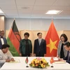 Lễ ký thông cáo chung thiết lập quan hệ ngoại giao Việt Nam-Malawi. (Ảnh: VOV)