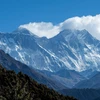 Núi Everest cách thủ đô Kathmandu, Nepal, khoảng 140 km về phía đông bắc. (Ảnh: AFP/TTXVN)