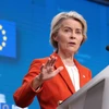 Chủ tịch Ủy ban châu Âu Ursula von der Leyen phát biểu tại cuộc họp báo ở Brussels, Bỉ. (Ảnh: THX/TTXVN)