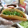 Bánh mỳ không chỉ đơn thuần là một món ăn, mà nó còn gói ghém vào đó những tinh hoa ẩm thực riêng biệt, góp phần tô đậm nét đặc sắc của ẩm thực Việt Nam trên bản đồ thế giới.