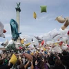 [Photo] Tưng bừng lễ hội ném gối quốc tế trên khắp thế giới