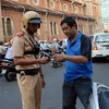 [Photo] Cảnh sát giao thông gắn camera phục vụ công tác tuần tra