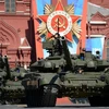 [Video] Nga trình diễn xe tăng T-14 mới trong buổi diễn tập
