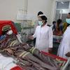 Điều trị cho bệnh nhân nhiễm virus cúm A/H1N1 tại bệnh viện Gandhi ở Hyderabad. (Nguồn: AFP/TTXVN) 