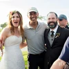 Sự kiện diễn ra ở sân golf Torrey Pines, gần San Diego khi gia đình Tobe chuẩn bị tổ chức lễ cưới.