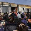Người di cư tìm cách lên tàu tới Croatia sau khi vượt qua biên giới Macedonia-Serbia ở thị trấn Bujanovac. (Nguồn: AFP/TTXVN) 