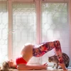 Bà bầu Nga "gây sốt" với những bài tập yoga uấn dẻo