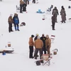 Lạnh thấu xương tại lễ hội câu cá trên băng ở Hàn Quốc