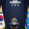 Bà Park Geun-hye xin lỗi toàn dân trong một lần phát biểu tại thủ đô Seoul. (Nguồn: THX/TTXVN) 